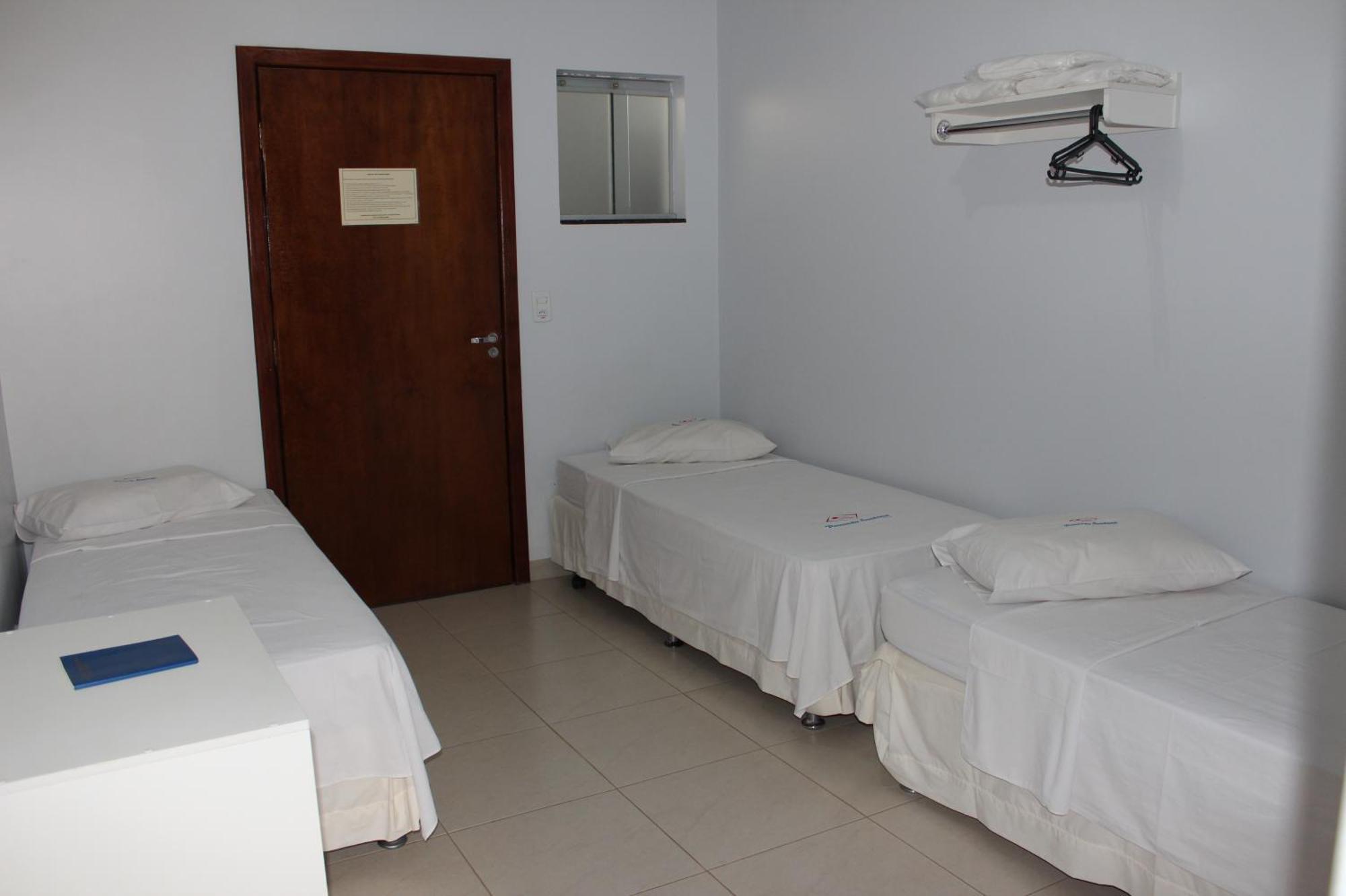 Pousada Santana - Trindade Goiás Habitación foto